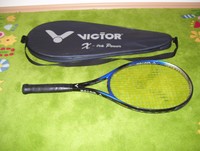 VICTOR  Qualität marken Tennisschläger + schutzhülle + 4 neue Bälle