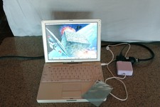 Vintage Apple iBook G3 "900MHZ."""WIFI"""""Dual Boot System"''WOW"""L@@K"""