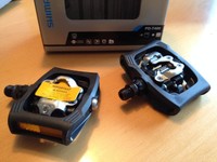 Shimano PDT400  schwarz Klickpedale mit Cleats Trekkingpedale SPD Pedale
