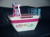 Barbieboot mit diversem Zubehör -  gebraucht