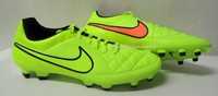 NEU Nike Tiempo Genio Leather FG Größe 42 Nocken Leder Fußballschuhe 631282-770