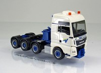 Herpa 305761  MAN TGX XXL Euro 6 Schwerlastzugmaschine " Voss "