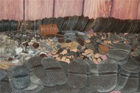 aus Werkstattauflösung riesen konvolut Absätze und Schuhsohlen vom Schuster 