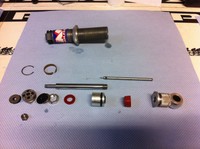 Dämpfer Service Wartung an Noleen Dämpfern maintenance damper