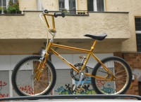 Vintage goldenes BMX Rad sehr selten, BMX Team, Rahmen signiert mit K