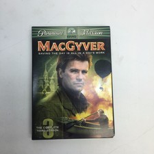 MacGyver Season 3
