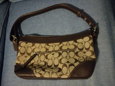 coach wristlets signature-77369