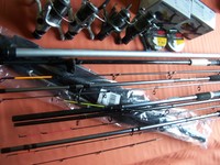 61069 Perfektes Komplettset, 5 Angelruten, 4 Angelrollen.Angelausrüstung.....