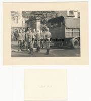 Soldaten in Mont ? Frankreich Belgien Quartier Unterkunft Lkw Transport Foto