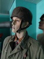 100% Original  Deutscher Fallschirmjäger - Stahlhelm, Helm um 1944