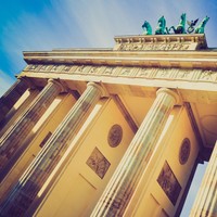 Neueröffnung in BERLIN! 3 Tage im HOTELWÜRFEL, DIE Hotel - Alternative