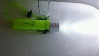 Wasserdichte LED Taucherlampe! Wie Ledlenser D14! AA-Batterien! Hell und robust!