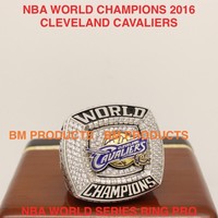 NBA CLEVELAND CAVALIERS  WORLD SERIES RING PRO 18 K Gold  JAMES