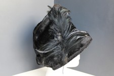 Vintage Exclusive By Lisa Black Ladies Hat With Black Feathers
