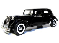  Citroen 15 CV 6 Cyl. (1952) von Maisto mit Reifen Tuning !