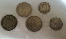 4 1971 And 1 1950 Mauritius. England Rupees.