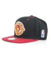 Mitchell and Ness CLEVELAND CAVALIERS Snapback Mütze Schwarz Bordeaux Logo 