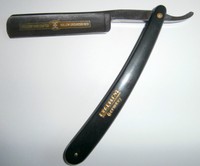 rasiermesser schwarze schalen scharf