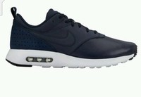 AIR MAX TAVAS Leather 802611 400 Navy White Trainers size 11