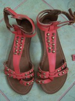 Modische Sandaletten coralrot  mit Nieten echtes LEDER von ATMOSPHERE 39 Neu