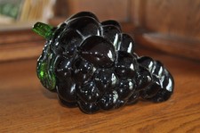 Murano Style Glass Decorative Hand Blown Pod of Grapes Purple 5" Life Like