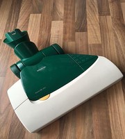 Vorwerk EB 351 mit geeigneten Zubehör