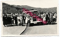 Orig Foto Reisegruppe posiert mit Auto Bus MAN 30er Jahre 