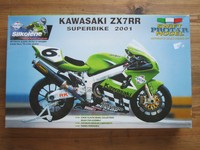 PROTAR 1:9 Kawasaki ZX7RR Superbike 2001 Motorrad Modellbausatz