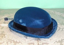 Vintage Ladies Hat ~ Blue Velvet