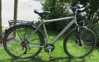 Trekkingrad Herren 28 Zoll, hyd. Scheibenbremsen, Nabendynamo, 27 Gang