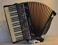 Hohner Verdi III 120 Bässe #717