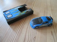 Hot Wheels RC Stealth Rides Nissan blau 2010 Mattel Gebrauchtware
