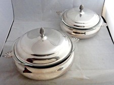 New listing
2 Vtg Sheffield Co. Silverplate Covered Casserole 2 Quart & 3 Quart Pyrex Insert