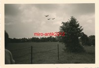 Foto, Wehrmacht, Flugzeug, Junkers Ju 52 im Anflug auf Vandelicourt, Frankreich