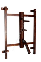 Wing Chun dummy with leg and big gripping arch