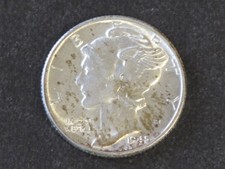 1945-P Mercury Dime 90% Silver U.S. Coin D5156