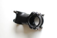 Scor Vorbau schwarzmatt  60mm Aluminium 31,8mm minimale Lackfehler