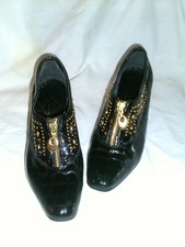 Vintage Norman Kaplan Black Patent Leather Shoes Gold Studs Front Zip Size 8 M