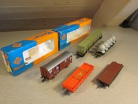5x Roco Güterwagen Rungenwagen Flachwagen Behälterwagen H0