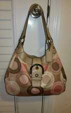 coach hobo snap