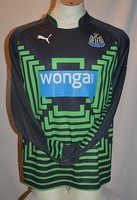 Trikot von Newcastle United, Größe XL, Saison 2014/2015, von Puma  -SELTEN-