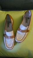 Rieker Mokassins Gr. 40 / 6,5 weiß/hellbraun *sehr selten getragen