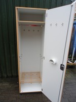 Sattelschrank  BW-Spind Bundeswehrspind  Versand möglich