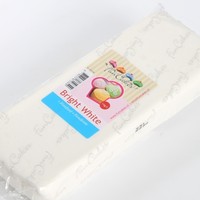 FunCakes Rollfondant Vanille-Geschmack - Weiß 1Kg