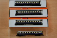 Spur N Rheingold Personenwagon 4 stück Arnold 3313 