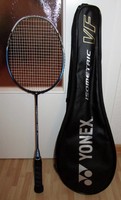 Yonex Armortec 300 Badmintonschläger