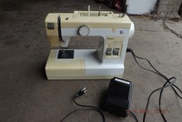 Pfaff Nähmaschine hobby 301, Typ 730, voll funktionsfähig mit Transporthaube