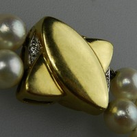 Sehr schönes 2 reihiges Perlen - Armband mit großem 750er Goldverschluss  S5204