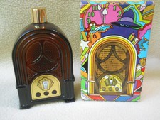 Vintage Avon Remember When Radio Decnater & 5 oz Wild Country After Shave /Full