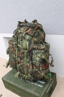 Mountain Rucksack der Bundeswehr in Fleck-Tarn  80 L Wanderrucksack NEU